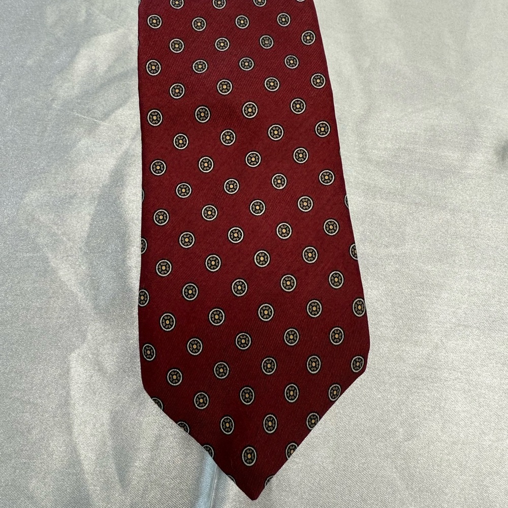 L.S.Ayres Hathaway Men’s Red Dotted Neck Tie